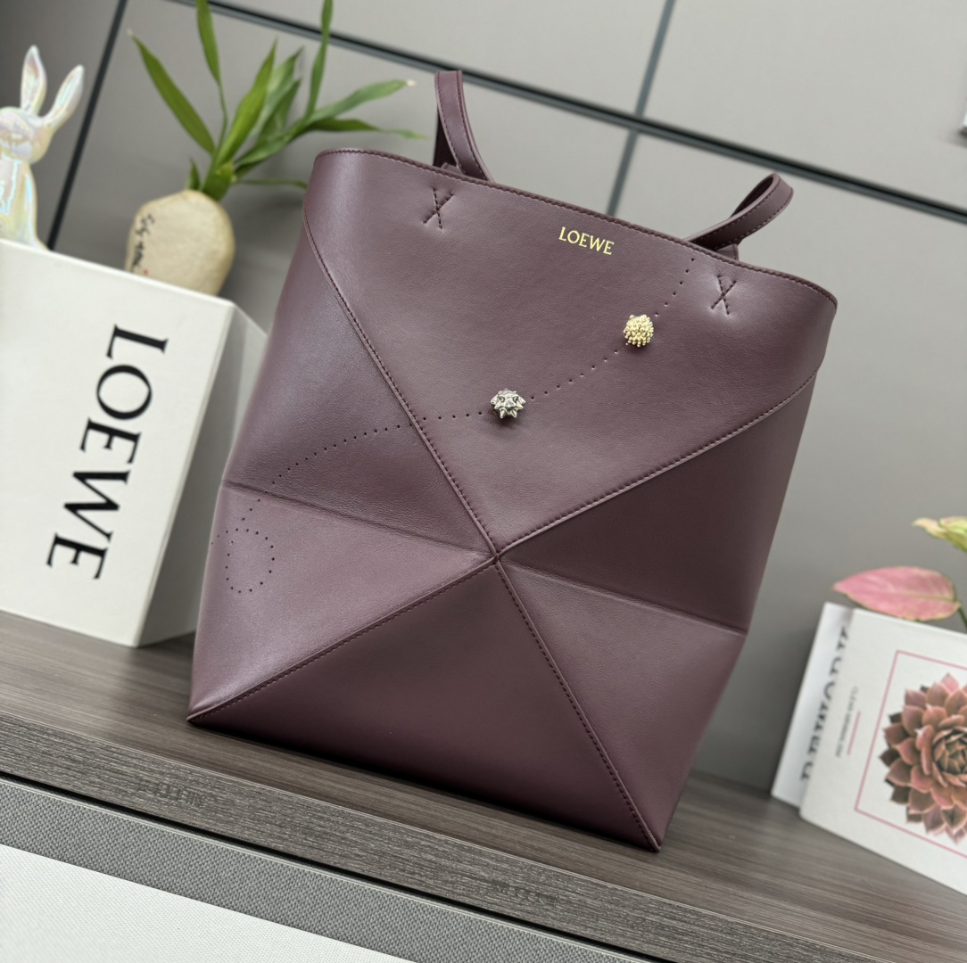 Loewe Shopping Bags